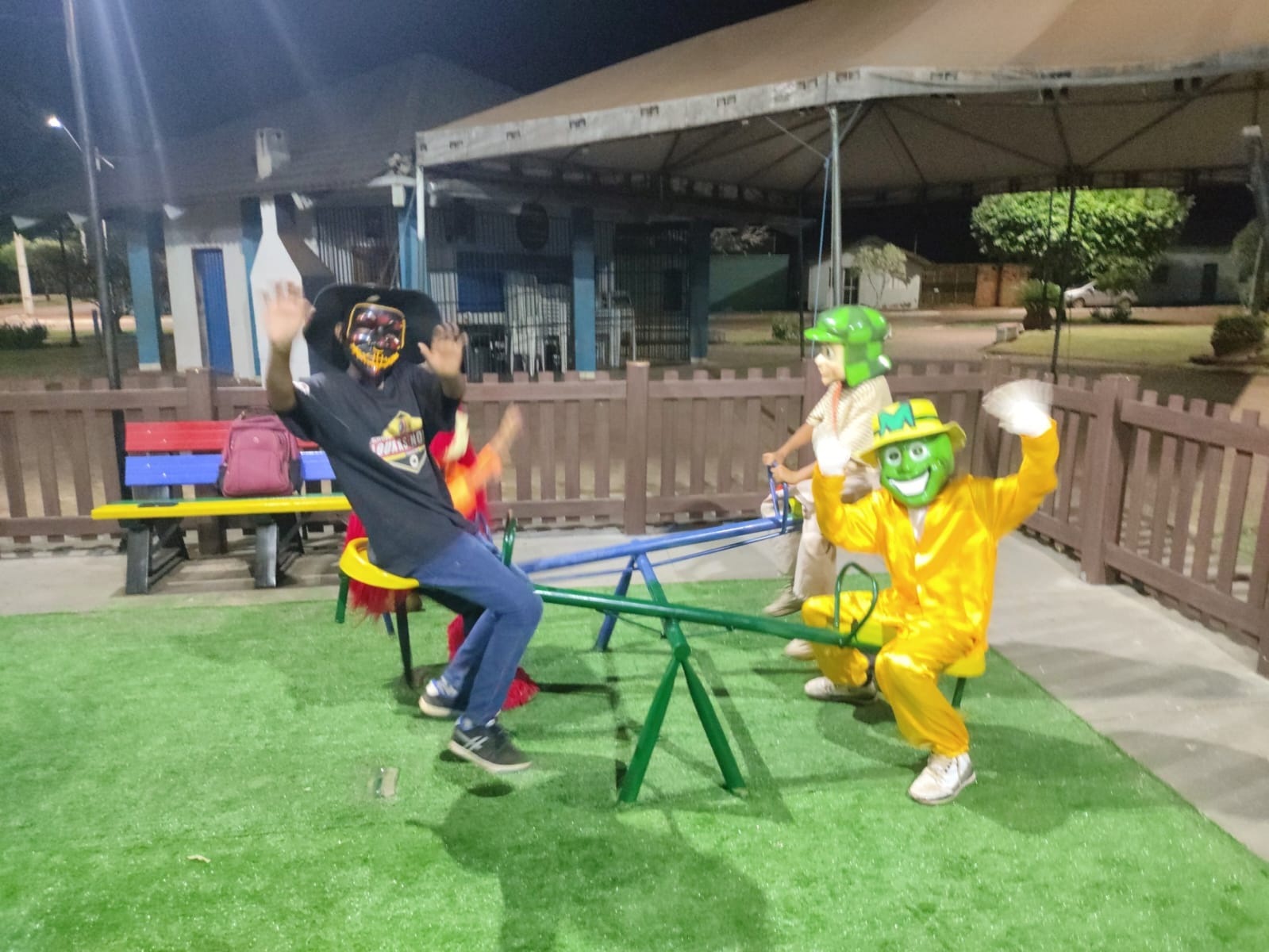 Prefeitura de Marianópolis convida Carreta da Alegria de Divinópolis para apresentação no evento alusivo ao Mês da Criança