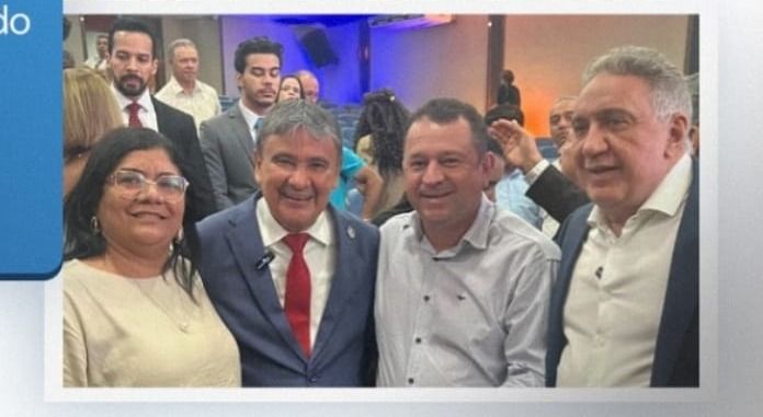 Prefeito Saulo Barbosa e Sônia Oliveira participaram do lançamento de programas sociais em Palmas com Moreira e ministro Wellinton Dias