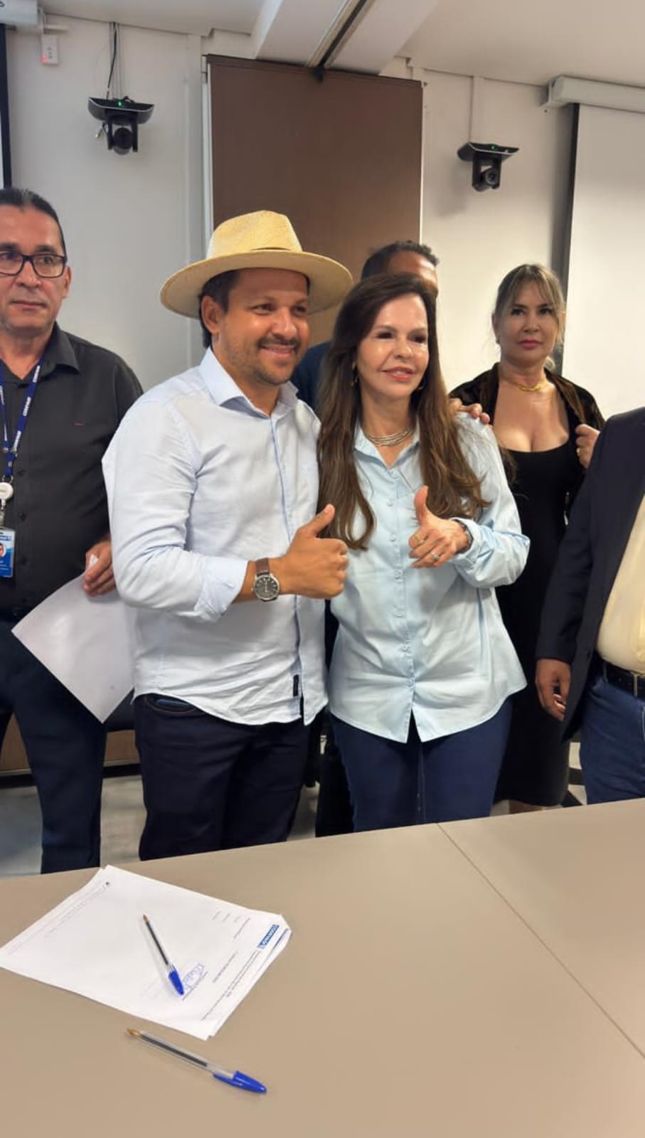 Prefeito Marcos do Chico assina convênio de R$ 2 milhões via Codevasf para recapeamento asfáltico em Caseara