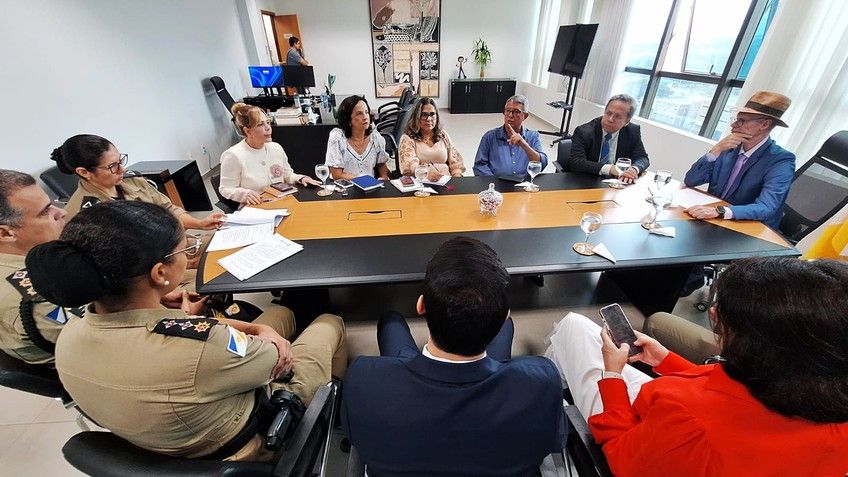 Municípios terão a oportunidade de contribuir no combate às drogas e à violência entre crianças e adolescentes, por meio do PROERD nas escolas