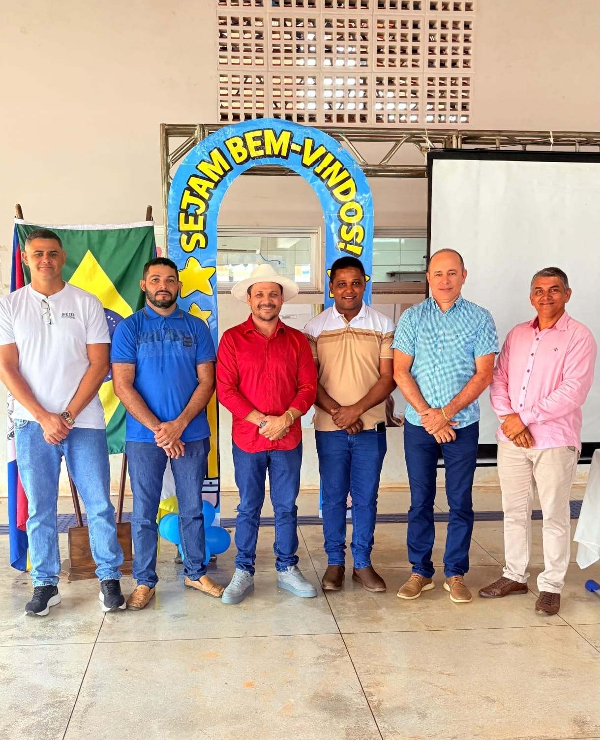 Prefeito, vereadores e Profissionais da Educação de Caseara participam de palestra sobre saúde mental