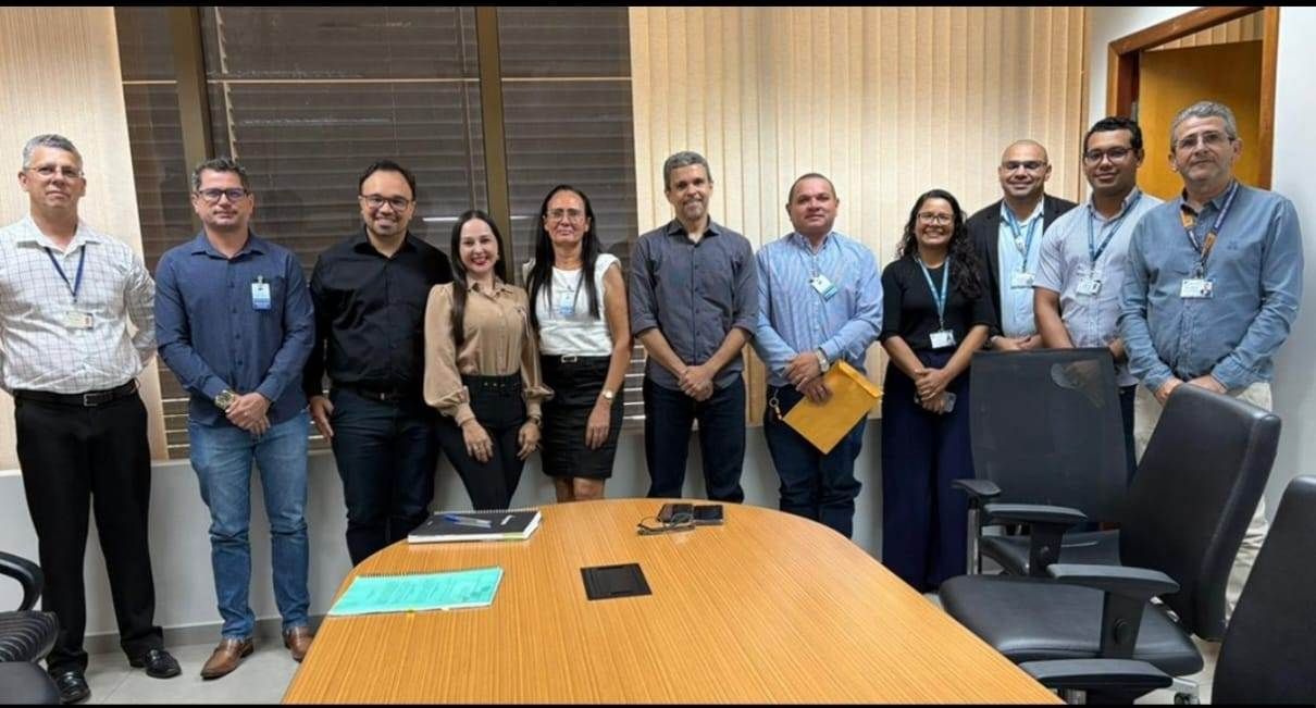 Presidente da Câmara de Abreulândia participa de reunião técnica com primeira relatoria do TCE-TO