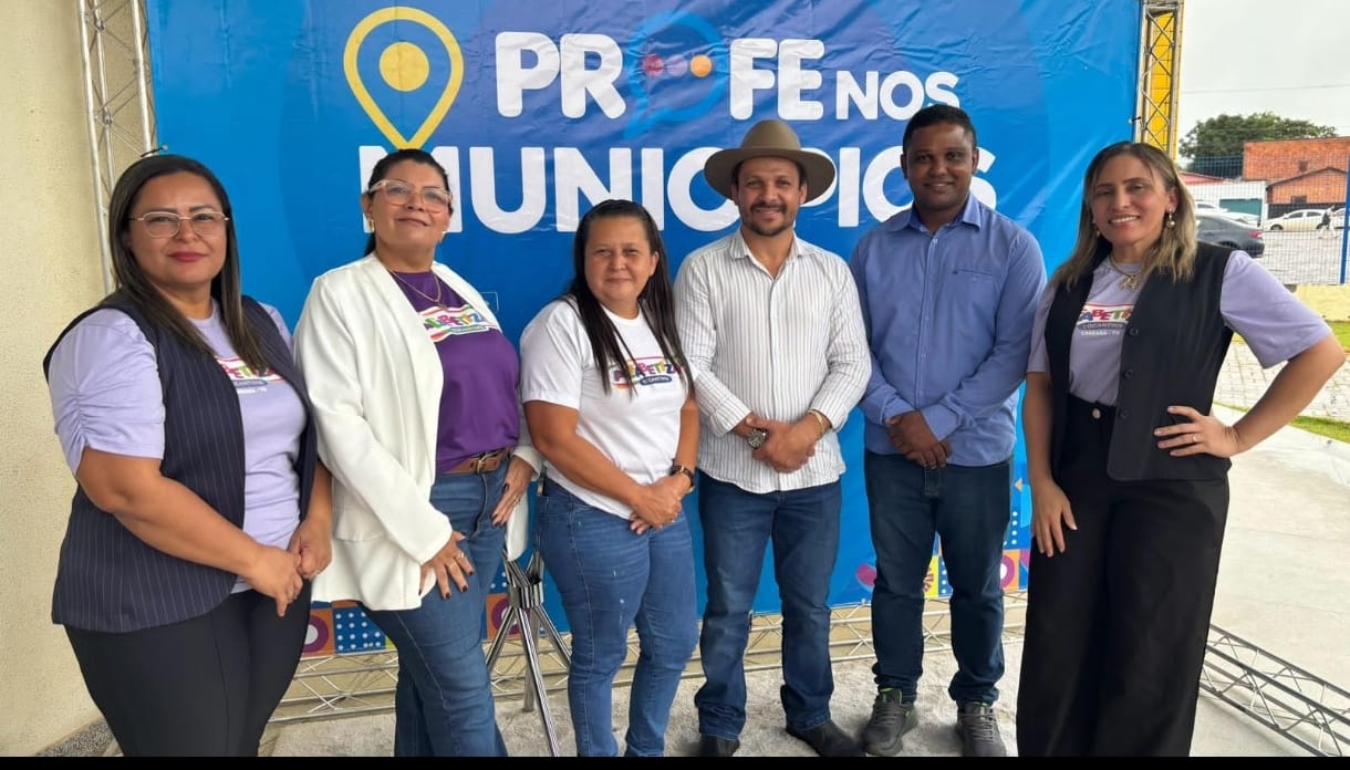 Prefeito de Caseara participa de premiação educacional do Governo do Tocantins