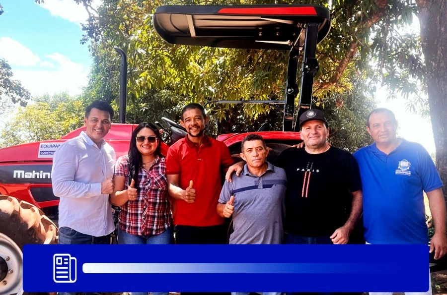 Vereadores participam da entrega de trator e reforçam apoio à agricultura familiar em Divinópolis do Tocantins
