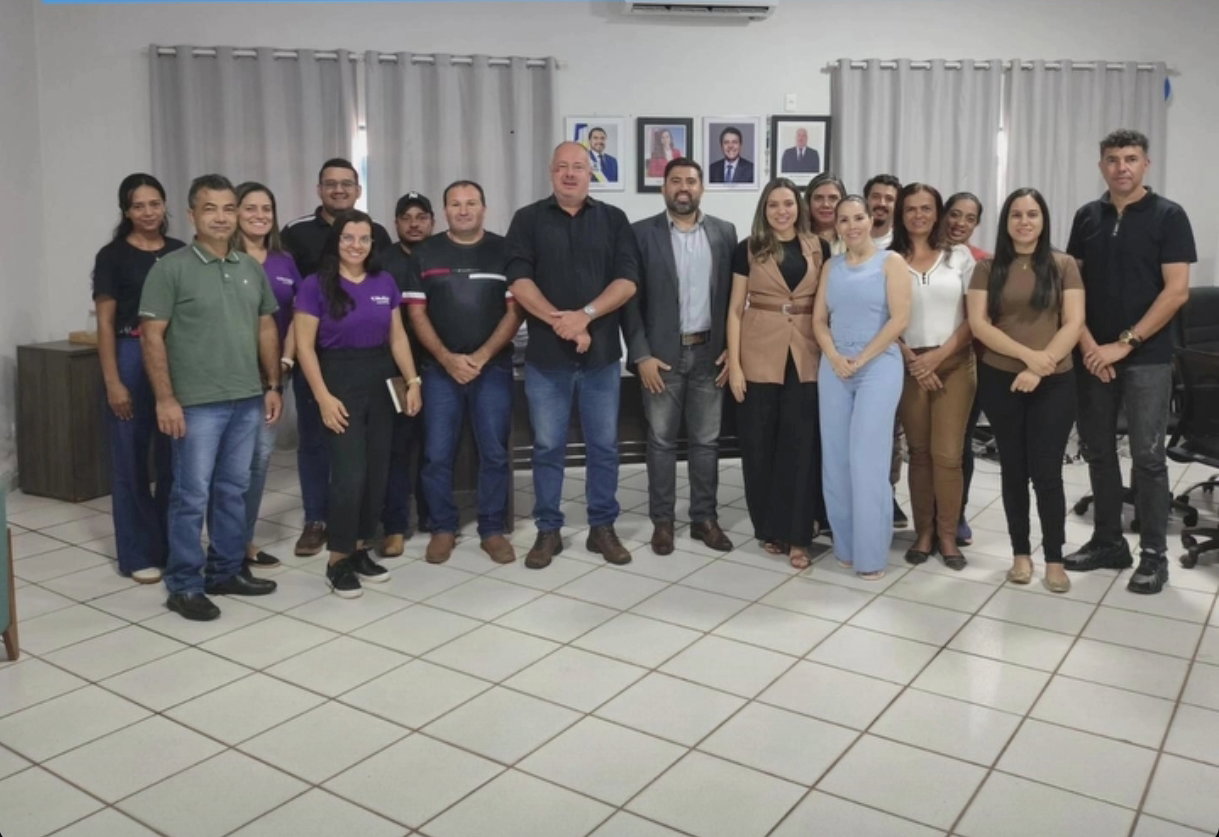 Divinópolis discute implantação de agência do Sicredi para fortalecer economia local