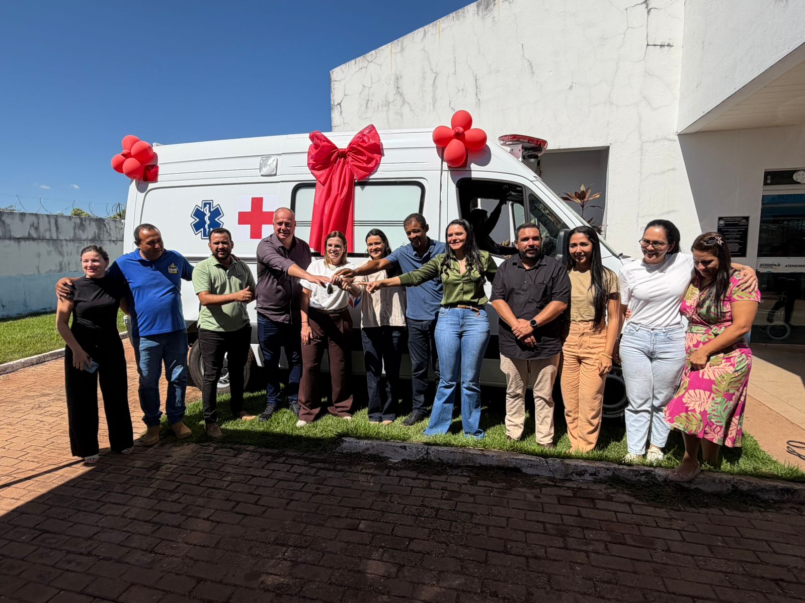 Divinópolis do Tocantins recebe ambulância UTI Móvel para reforçar atendimento na saúde