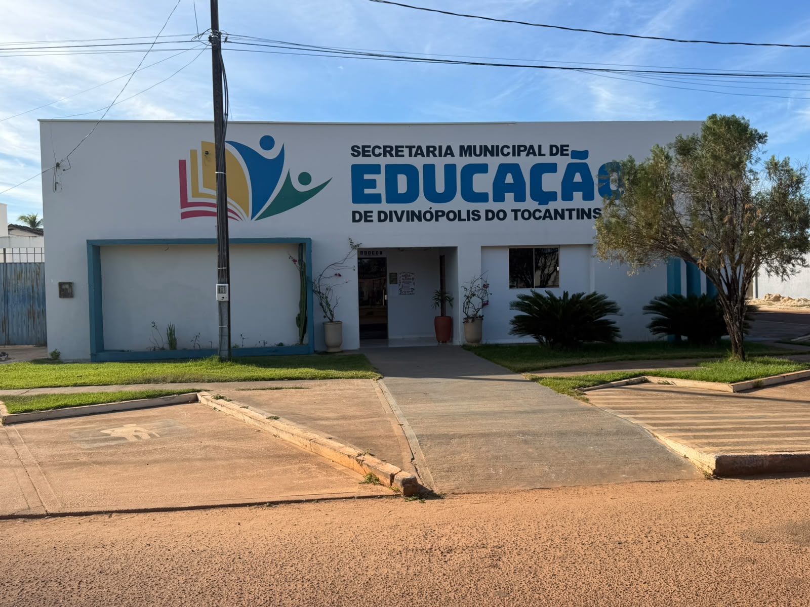 Divinópolis avança no IDEB e eleva nota de 5,3 para 5,7 entre 2023 e 2025