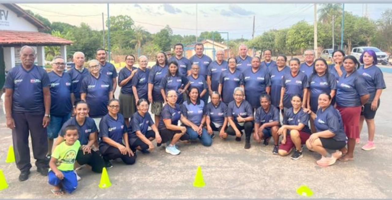 Academia da Saúde Passos que Transformam Vidas recebe novos uniformes em Abreulândia