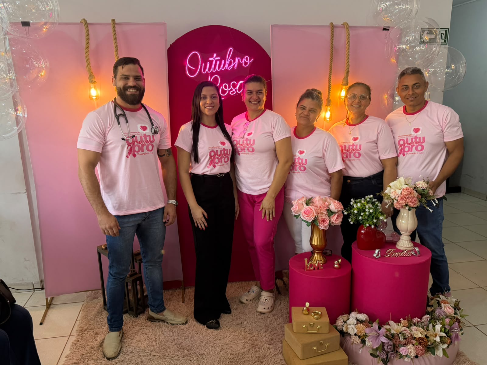 Programação realizada na UBS Félix Carreiro da Glória contou com palestras, relato de superação e atividades de conscientização sobre o câncer de mama