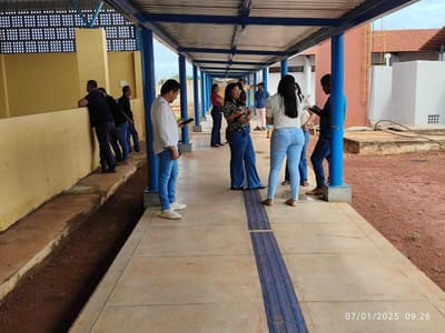 Prefeito de Caseara Marcos do Chico, vereadores servidores visitam Escola Municipal Aristeu Camargo em preparação para o ano letivo de 2025