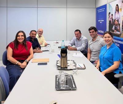 Prefeito Saulo Barbosa visita Caixa Econômica Federal para reavaliar convênios para gestão de Marianópolis do Tocantins