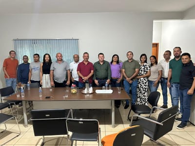 Prefeito Saulo, vereadores e secretários recebem deputado federal Antônio Andrade em Marianópolis do Tocantins