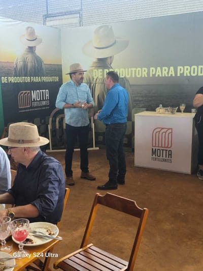 Saulo ressaltou parceria com Wanderlei no Dia de Campo da fazenda São Geraldo em Marianópolis