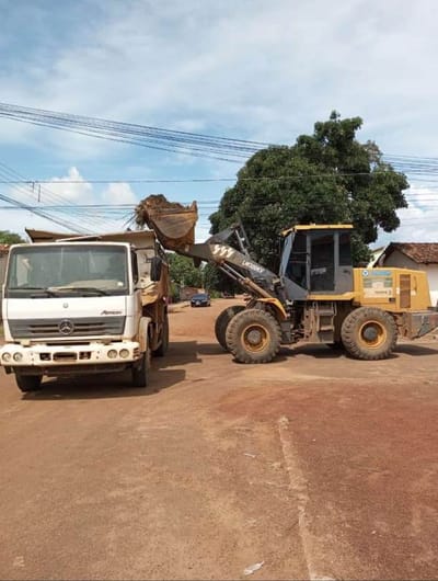 Prefeitura de Caseara realiza operação de limpeza pública e retira 500 toneladas de entulho