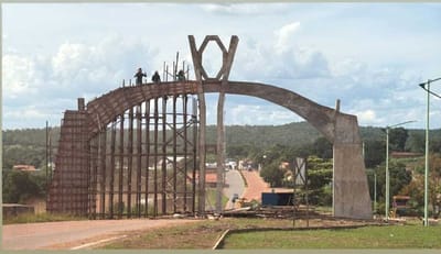 Portal de Monte Santo do Tocantins segue em construção