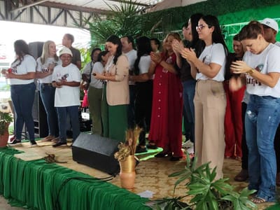 Vice-prefeita e vereadores participam da abertura do Festival do Buriti em Divinópolis do Tocantins