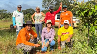 DIA "D" DO PLANTIO: RECUPERAÇÃO DE APP NA CHÁCARA BOA ESPERANÇA CONTOU COM A PARTICIPAÇÃO DA VICE-PREFEITA MELL BOTELHO EM DOIS IRMÃOS