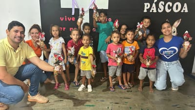 Crianças de Abreulândia recebem ovos de Páscoa em ação social da Secretaria de Assistência Social