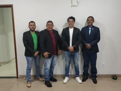 Eleição antecipada que alçou Valdivan pela segunda vez presidente da Câmara de Divinópolis foi baseada no artido 43 do Regimento Interno