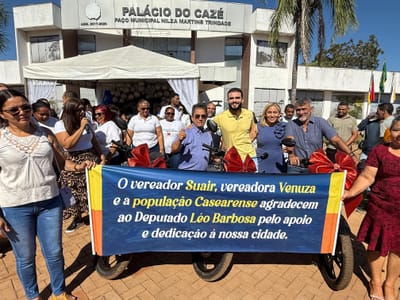 Agentes de Saúde de Caseara recebem novas motos de emenda de Léo Barbosa intermediada por Suair Mariano e venuza Mesquita