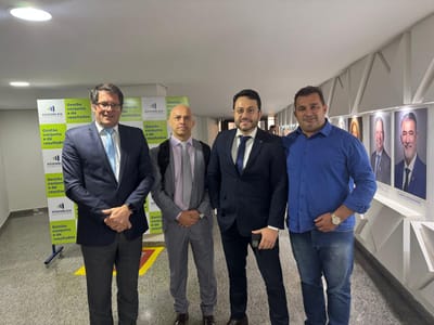 Prefeito Manoel Moura participa de audiência pública na Assembleia Legislativa sobre PECs que impactam os municípios