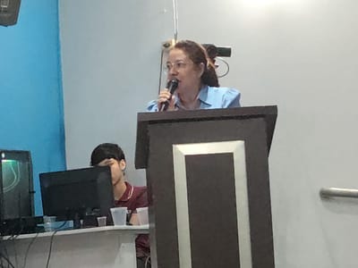 Divinópolis: Vereadora Ângela Maria faz duras críticas à gestão de Flavão; Jorge Dias faz esclarecimentos: "processo burocrático muito complicado"