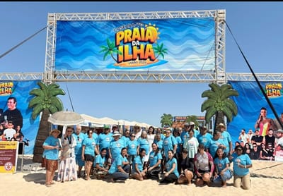 Idosos de Caseara participam de interação social na Praia da Ilha