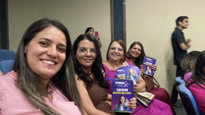 Servidoras da Secretaria da Mulher de Divinópolis participam da abertura oficial da campanha Agosto Lilás, em Palmas