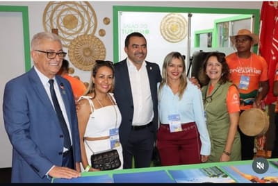 Secretária do Turismo Carol Vale e coordenadora Adriely Feitosa de Divinópolis marcam presença no Salão do Turismo em São Paulo