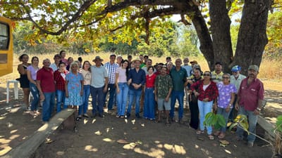 Prefeito Marcos do Chico e vereador Zico do Povo prestigiam eleição no Assentamento PA 1º de Maio em Caseara