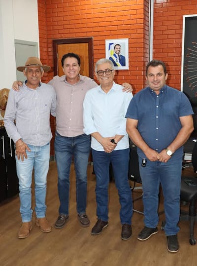 Prefeito Manoel Moura articula apoio para a ExpoAgro Abreulândia 2025 em reunião na Secretaria de Turismo do Tocantins
