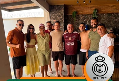 Prefeita Enfermeira Nezita prestigia confraternização do Real MEC, campeão municipal de futebol em Monte Santo do Tocantins