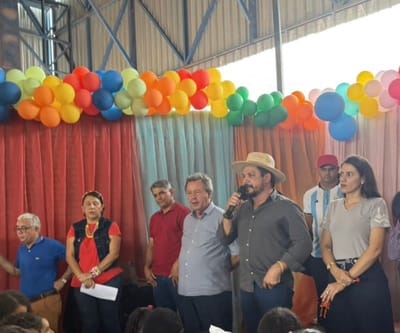 Prefeito Marcos do Chico anuncia nova ambulância para Caseara durante evento do Dia das Crianças
