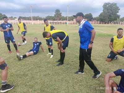 Técnico do Dois Irmãos Wicelmo Rodrigues fala sobre preparativos e expectativa para o primeiro jogo da semifinal do Copão 2025