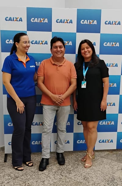 Prefeitura por meio da Secretaria de Agricultura de Caseara e Caixa Econômica Federal se reúne para tratar de construção e reforma de casas na zona rural do município .