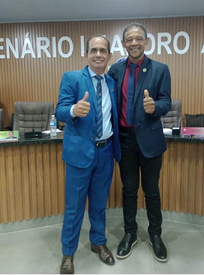 Professor Luciano Moreira participou da posse do presidente Valdivan da Silva no parlamento de Divinópolis
