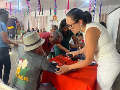 Secretaria de Assistência Social promove encontro do Grupo Saber Viver com orientações sobre uso de medicamentos em Abreulândia