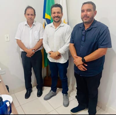 Prefeito de Caseara se reúne com deputado federal Eli Borges em busca de recursos para áreas prioritárias do município