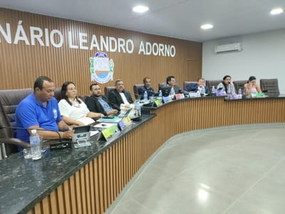 Vereadores de Divinópolis destacam protagonismo da secretária Léia Mota relacionado aos atendimentos de tomografia