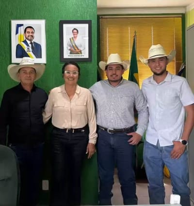 Prefeita Nezita Martins recebe organizadores da Festa do Peão da Fazenda Boa Lembrança em Monte Santo