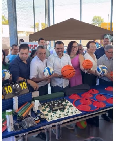 Prefeita Enfermeira Nezita participa de entrega de kits esportivos do governo do Estado em Cristândia