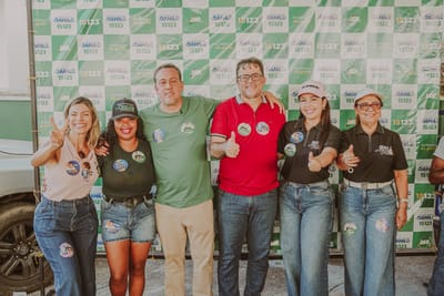 Danilo Alencar realiza adesivaço em Paraíso e afirma ter reunido cerca de mil veículos