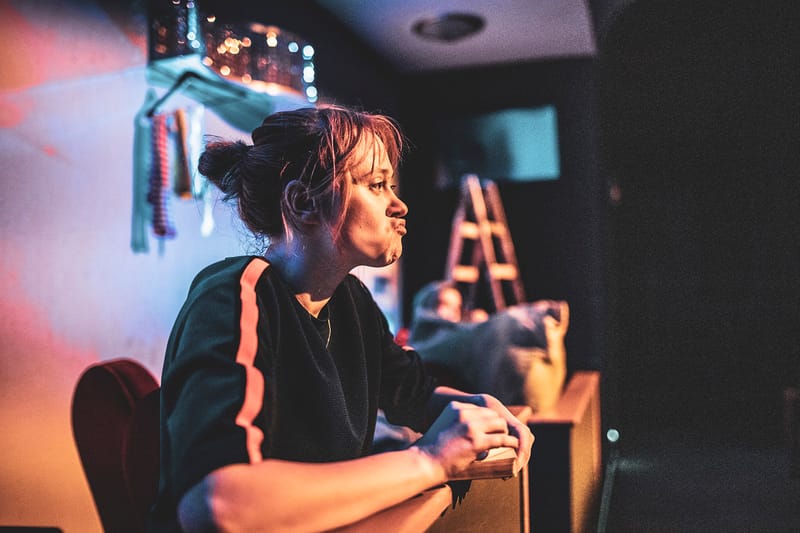 WRÓG. INSTRUKCJA OBSŁUGI