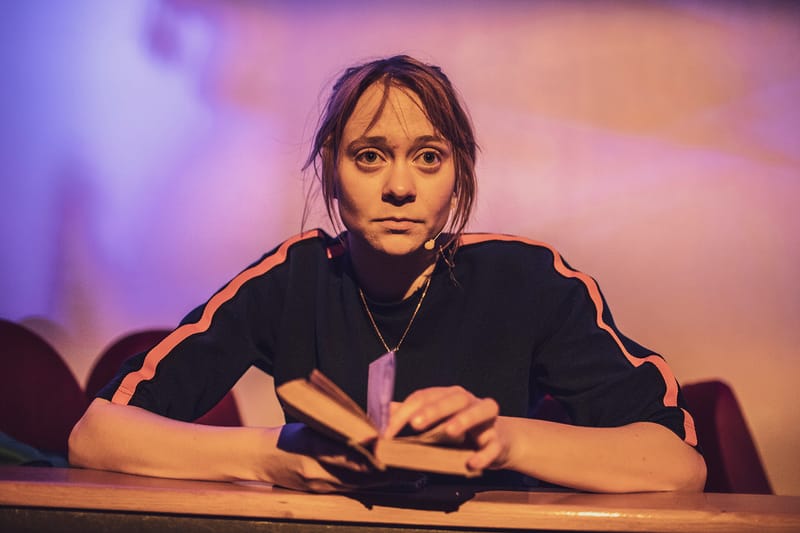 WRÓG. INSTRUKCJA OBSŁUGI