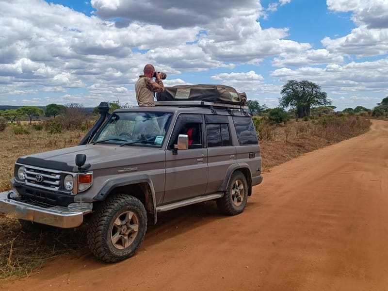 Safari 4x4 Short Body Landcruiser