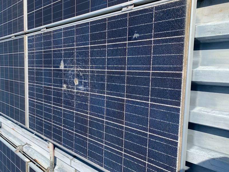 detekce vadného panelu při revizi