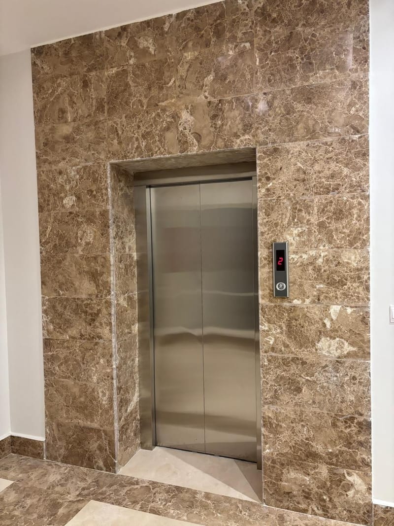 عمارة سكنية - تسليم مفتاح