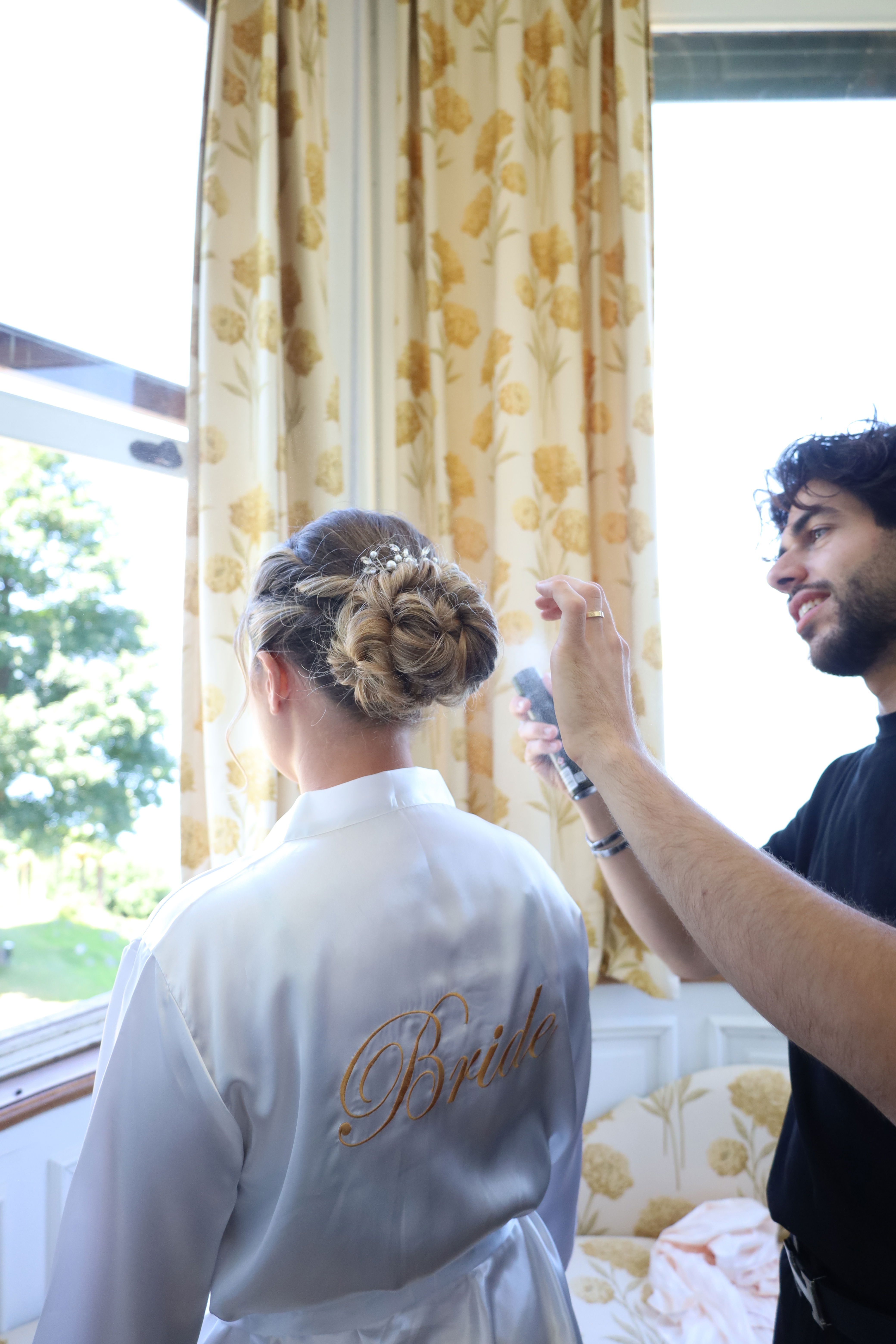 WEDDING HAIRSTYLE