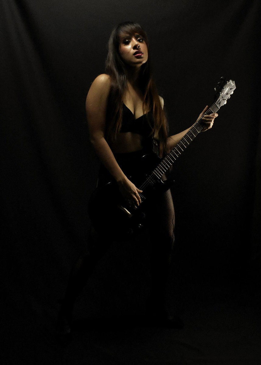 "Suite de cuerdas y sombras inalcanzables"