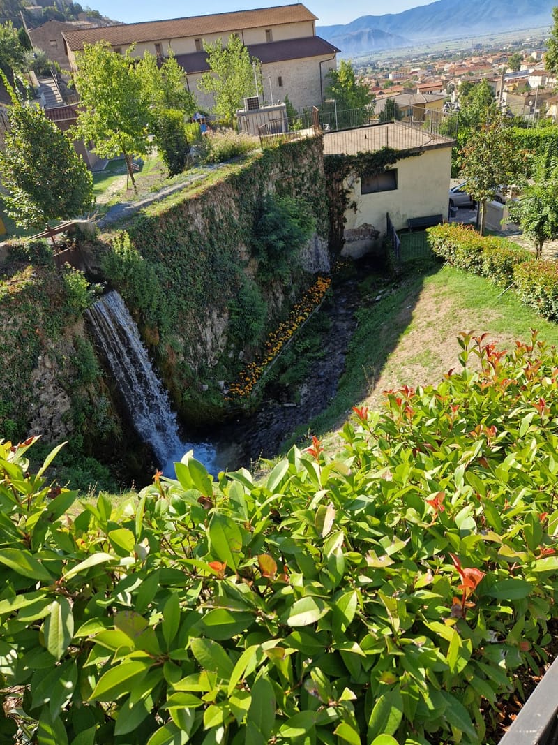 到了薛拉諾城（Celano）